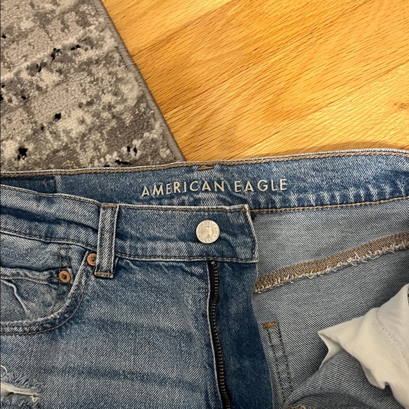 American Eagle Outfitters Women's High Rise Baggy Straight Jeans - Picture 4 of 5